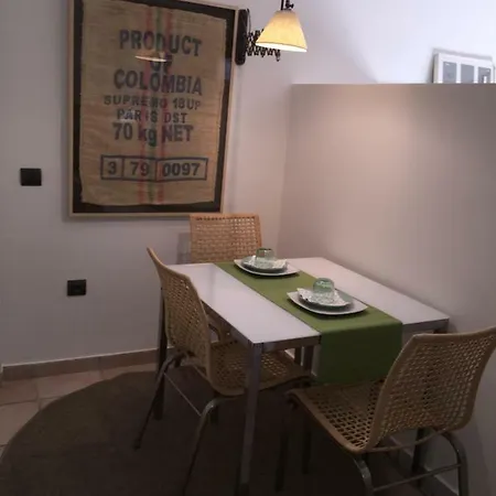Cozy Garden 700M From St Luke S Hospital Apartment Thessaloniki Exterior photo